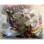 A 2 kg bag of mixed jewellery