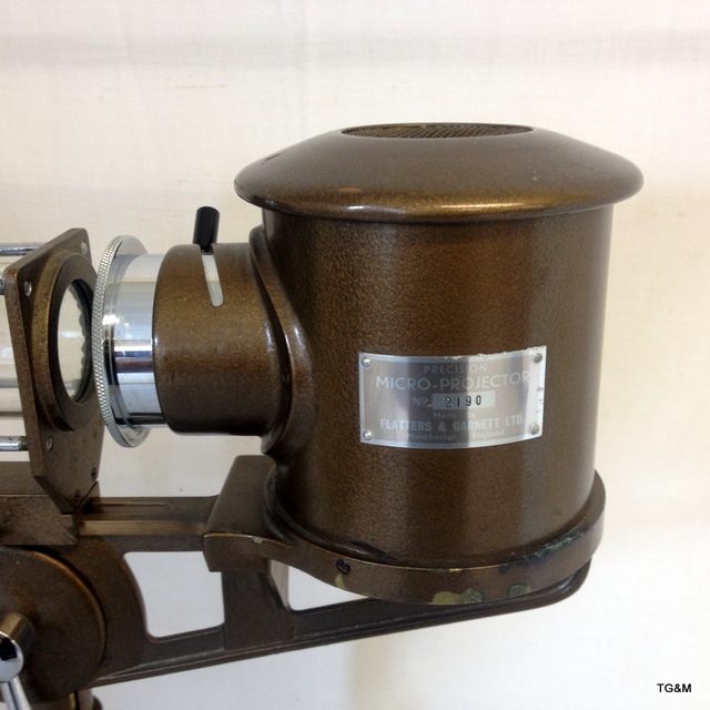 A Flatters and Garnett ltd microscope projector dated 1930 - Image 2 of 10