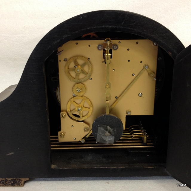 A 1940's Smiths Westminster chime mantle clock with key and pendulum - Image 3 of 3