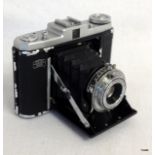 A Zeiss Ikon Nettar camera