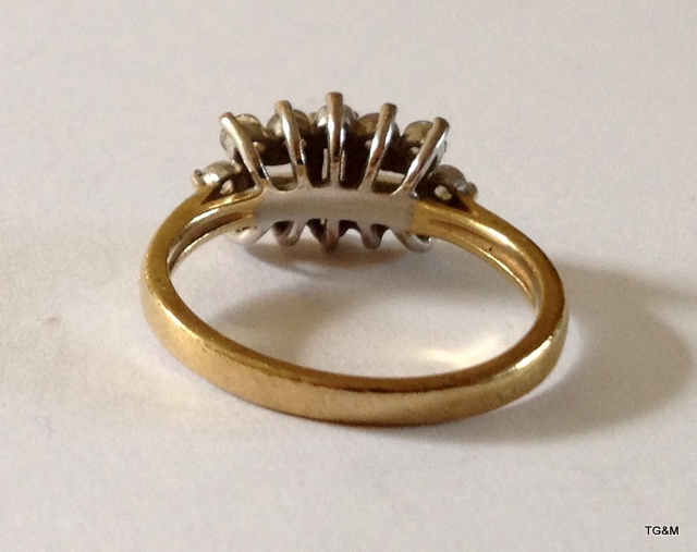 A 9ct gold ring size K - Image 3 of 3