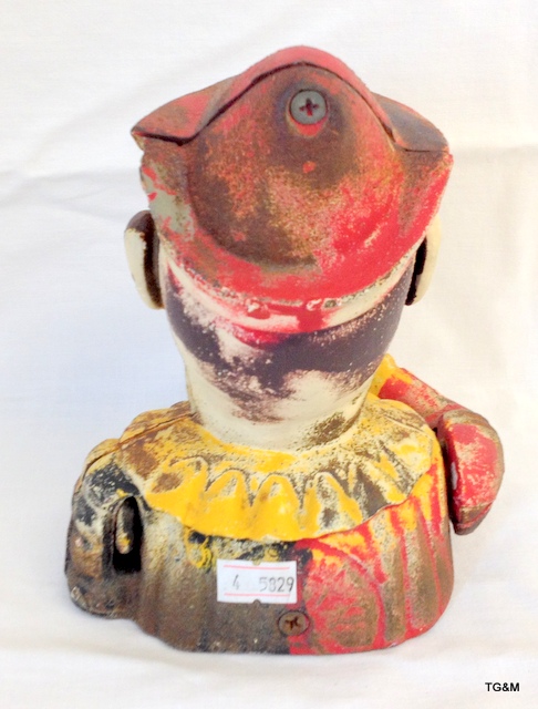 An American style cast iron money box of a clown - Image 4 of 4