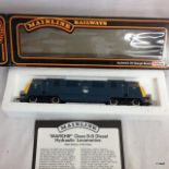 a Mainline class 42 B-B Diesel Hydraulic locomotive - BR Blue new in box