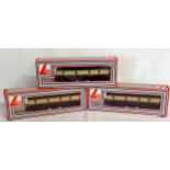 3 x Lima Trains passenger Coaches 305359