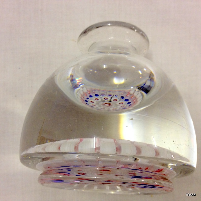 A Stourbridge Victorian glass paperweight, circa 1860 - Image 3 of 4