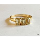 A 9ct gold ladies 3 stone ring