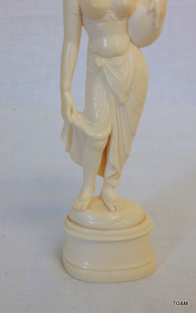 Ivory carved figure circa 1870 of a good Indian figure - Image 6 of 7