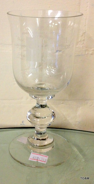 A Glass commemorative 1989 ash Australian cricket team?