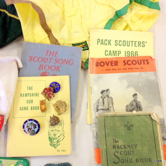 A quantity of vintage Boy Scout and Girl Guides memorabilia including badges - neckerchiefs - - Image 5 of 6