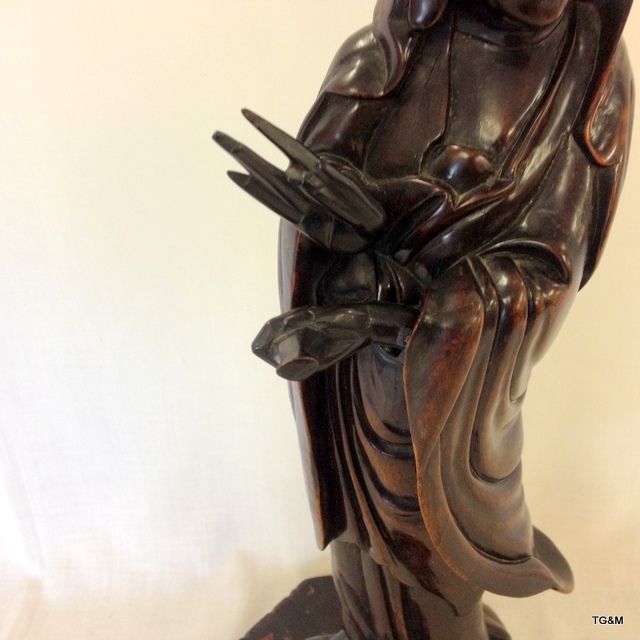 Tall Chinese carved rootwood figure of Guanyin - Image 3 of 6