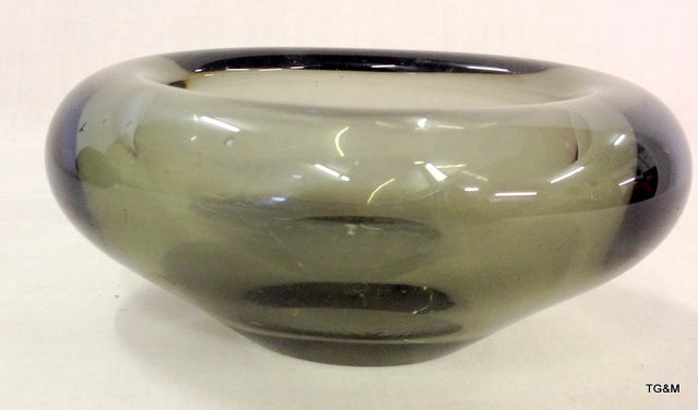 1961 Holmeguard smoked glass bowl and an Anthropologie abstract art ceramic bowl - Image 4 of 4