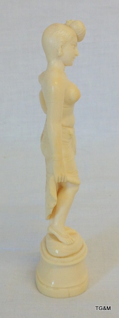 Ivory carved figure circa 1870 of a good Indian figure - Image 4 of 7