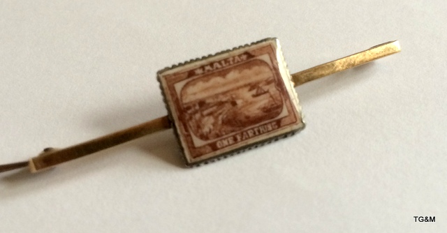 A 9ct gold tie pin with gold duck  and gold star - Image 5 of 5