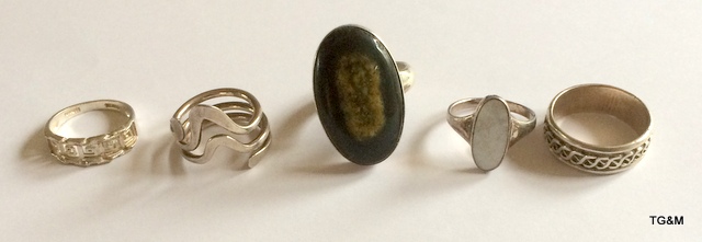 5 mixed silver rings