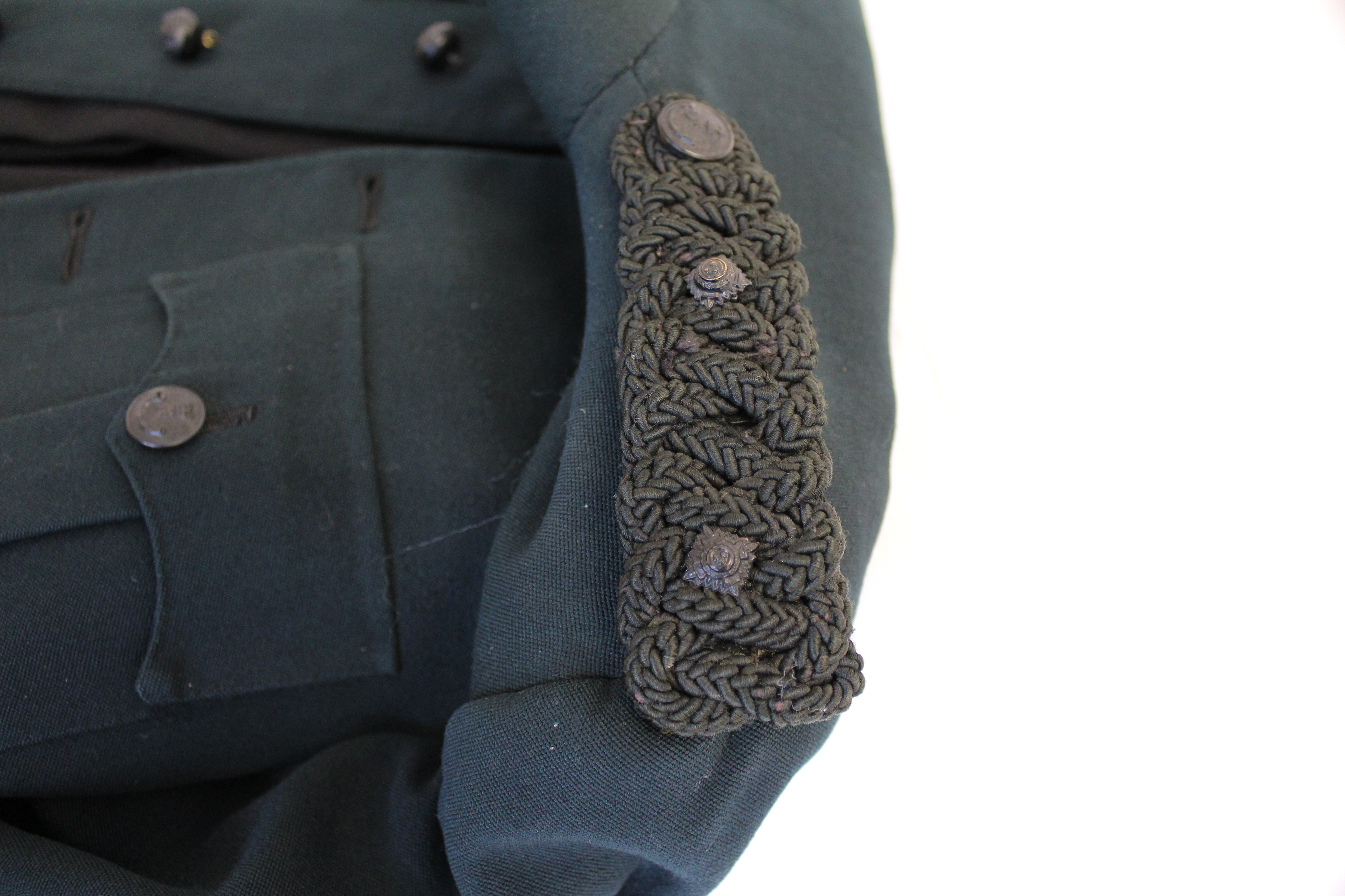 A Royal Green Jackets Officer's uniform of jacket & trousers - Image 3 of 6