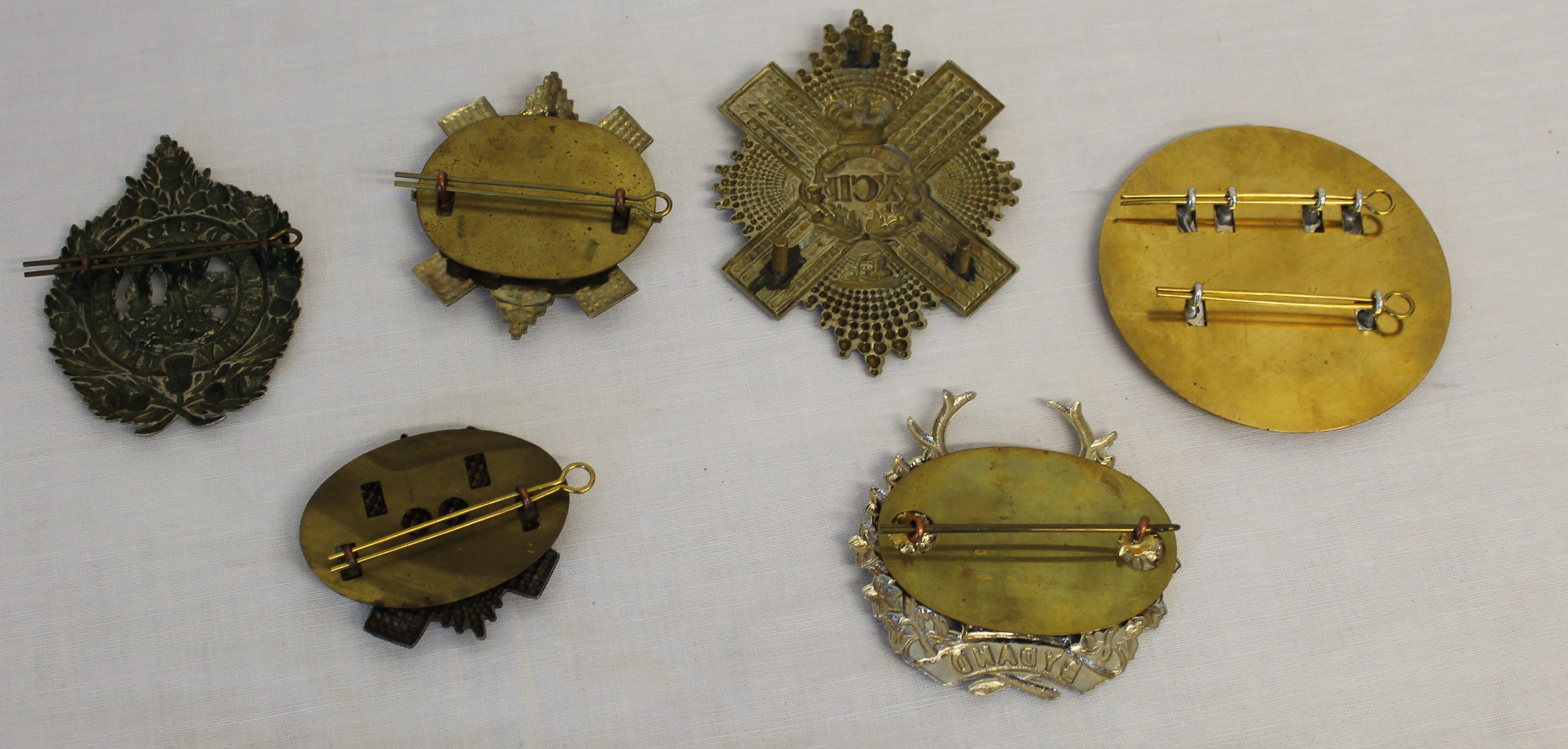 Six Scottish regimental cap badges - Image 3 of 3