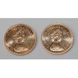 Two Elizabeth II sovereigns, comprising 1979 and 1980.