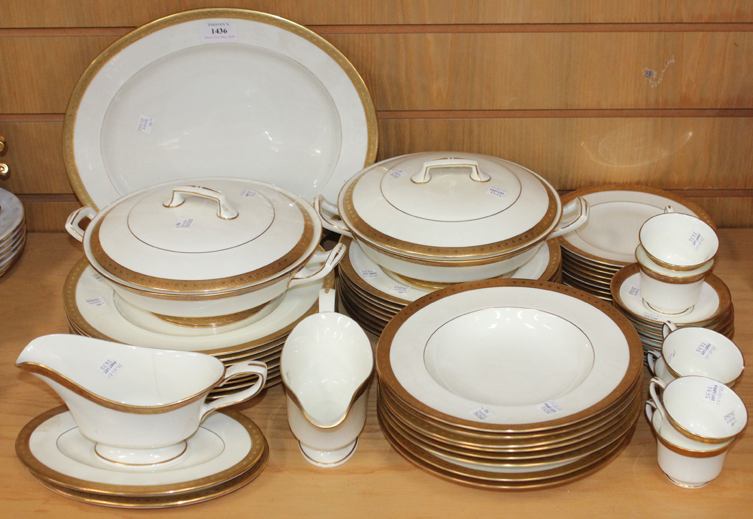 A Royal Worcester 'Ambassador' pattern part service, comprising an oval platter, two tureens and