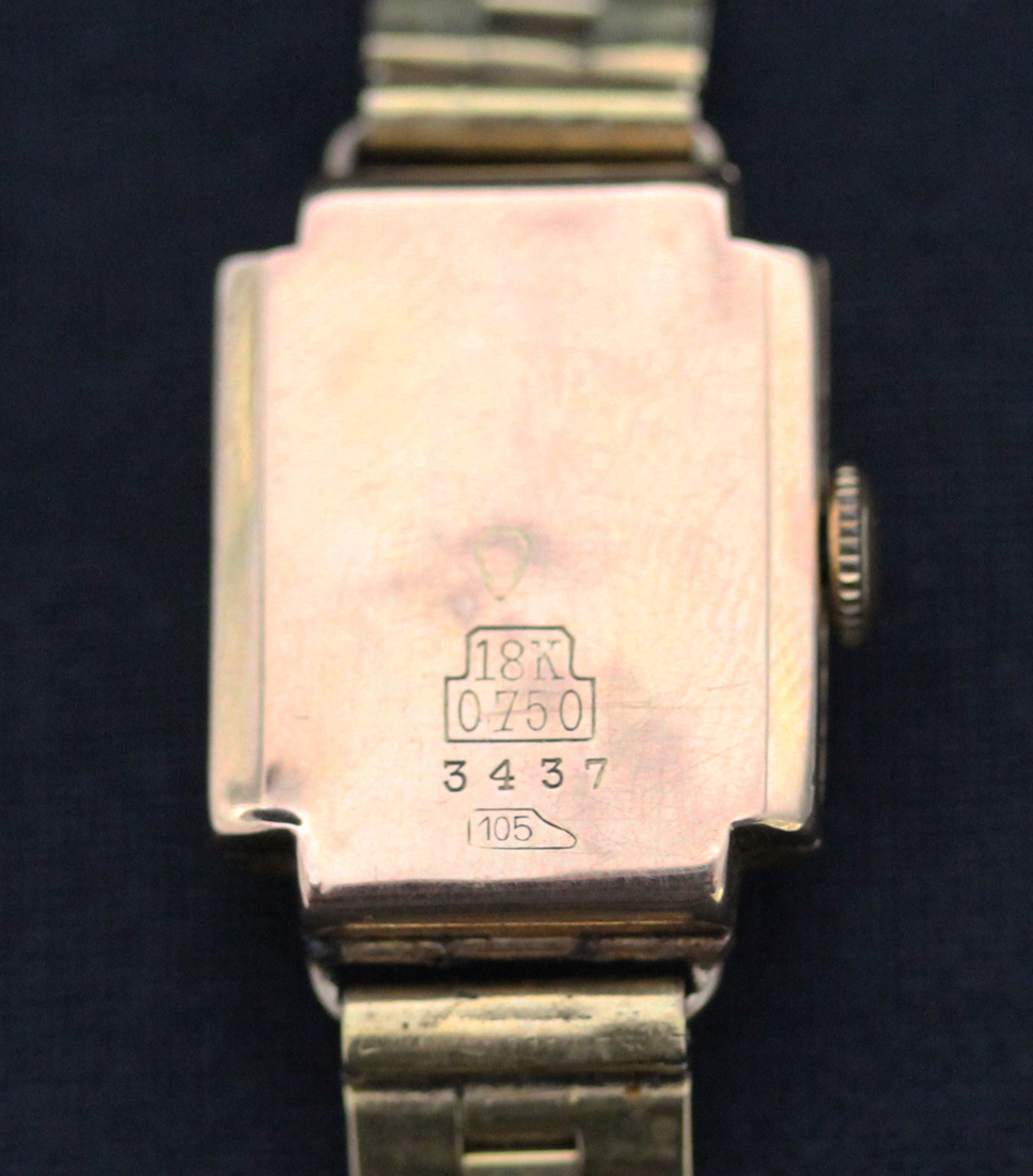 An Ancre gold rectangular cased lady's wristwatch, the signed square gilt dial with gilt Arabic - Image 3 of 4