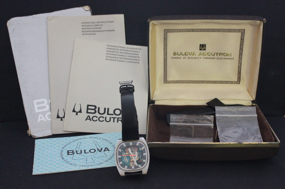 A Bulova Accutron steel cased gentleman's wristwatch, the glazed dial revealing the electronic