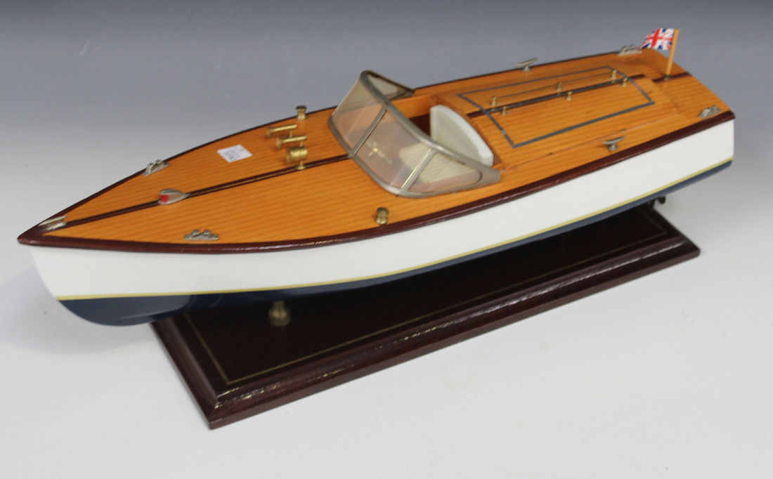 A 20th Century wooden model of a motor boat, length approx 50cm. - Image 2 of 2