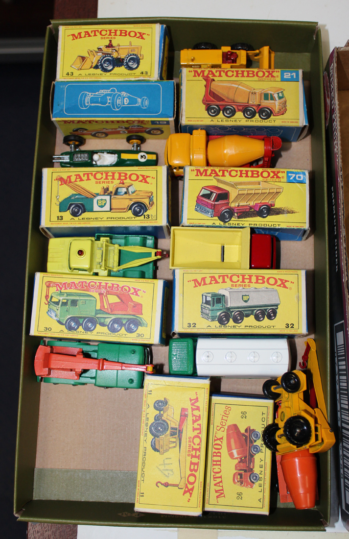Sixteen Matchbox Series 1-75 vehicles, including a No. 30 eight wheel crane, a No. 46 removal van ' - Image 2 of 2