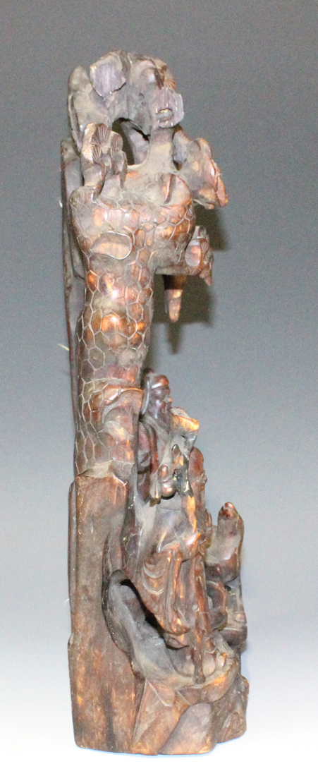 A Chinese carved wood figure group, late 19th/early 20th Century, modelled as three immortals - Image 2 of 4