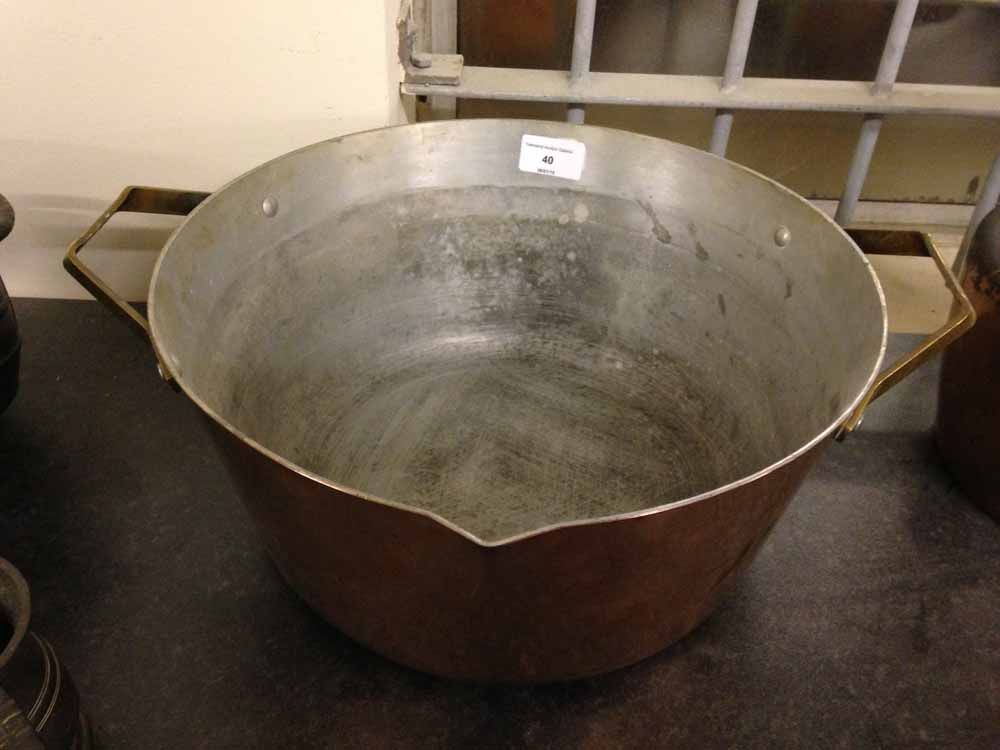 Copper preserving pan (with pouring lip)