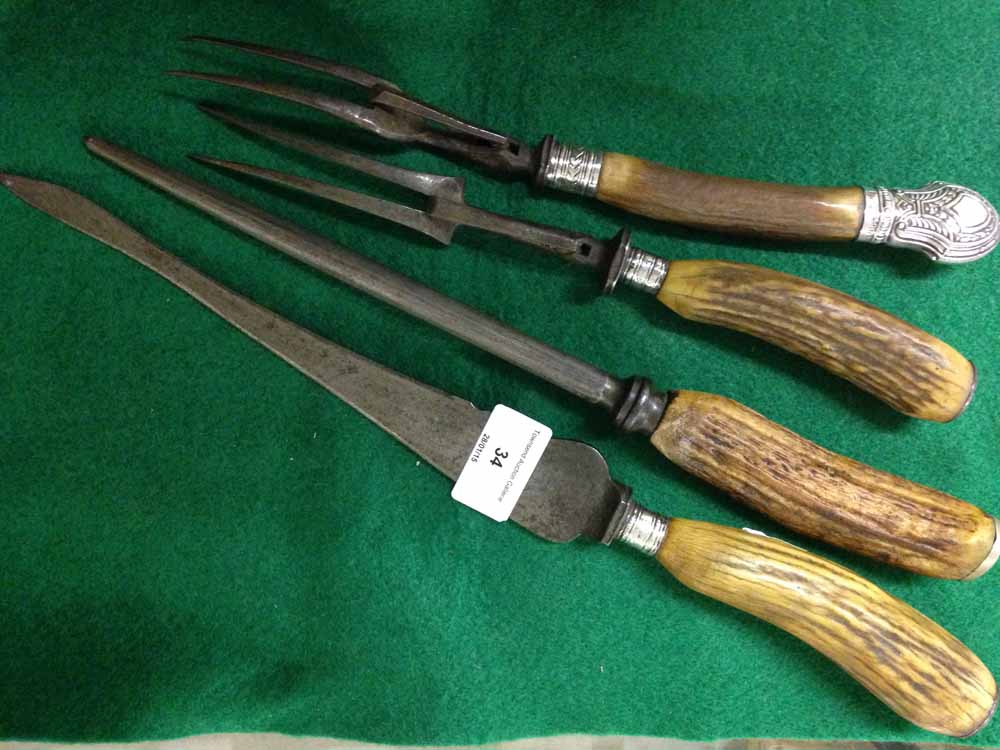 4 vintage carving knives, forks & steel with horn handles - including silver collared examples