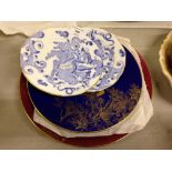 4 pieces of Worcester to include 2 Cathedral plates & 2 blue dragon pattern.