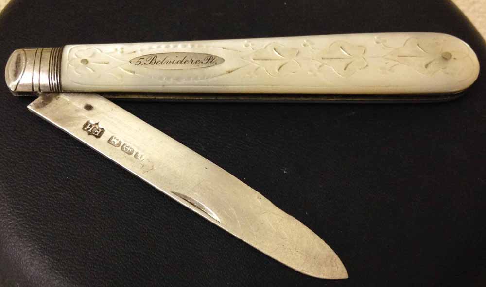 Antique silver and mother of pearl fruit knife. Birmingham hallmark, maker Francis Higgins, 1880-