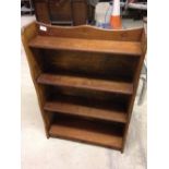 Small bookcase. 90 x 64cm.