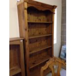 Tall pine bookcase with 4 fixed shelves. 79"x39"x12"