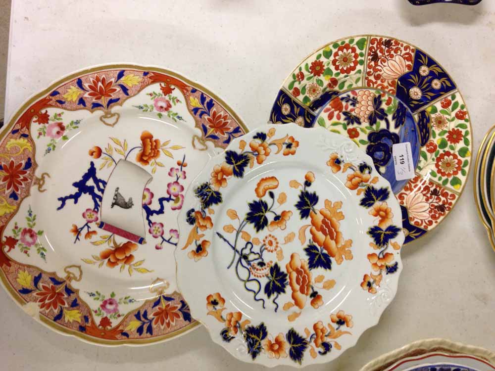 3 early 19th Century plates, Coalport (A/F), Chamberlains Armorial and Ridgeway