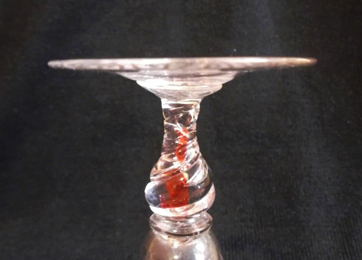 A 18th century Silesian wine/sherry glass c1720 with a ruby glass zwischengold medallion bearing the - Image 7 of 8