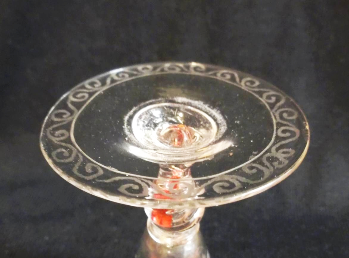 A 18th century Silesian wine/sherry glass c1720 with a ruby glass zwischengold medallion bearing the - Image 3 of 8