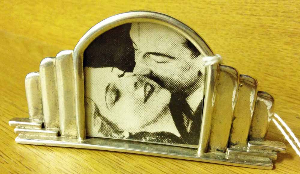A miniature Art Deco continental silver picture frame approx. 10 x 4.5cm. Makers mark KS. - Image 3 of 3