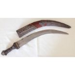 An antique circa 19th century middle eastern dagger/short sword with curved blade, approx 45cm (55cm