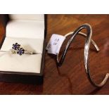 Silver dress ring with double flower design in blue Iolite crystal stones and a 925 silver bangle.