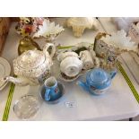 Assorted china to include a Sadler teapot.