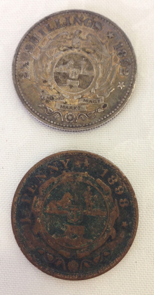 1898 Zuid Penny - South Africa with a 1892 2 « Shilling Zuid Afrikaansche.