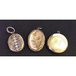 3 antique lockets: 1. oval engraved locket with 9ct gold front & back, 2. round rolled gold locket