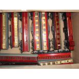 A tray of playworn Hornby Dublo tinplate coaches in various liveries. F (11)