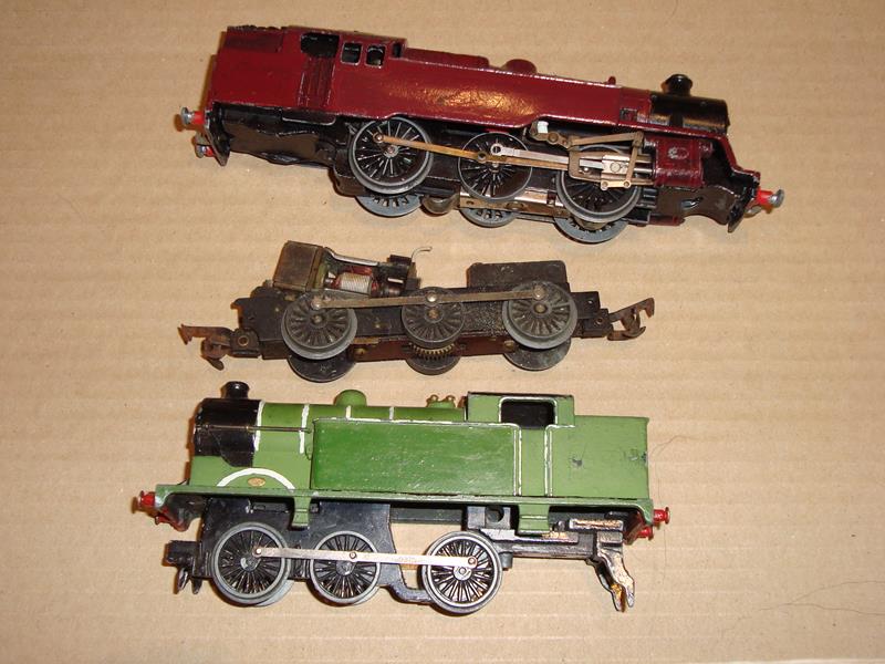 A pair of Hornby Dublo 3 rail locos for spare or repair together with an additional Tri-Ang