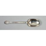 A 17c trifid handle rat tail picture back spoon, London 1686/7, makers mark TA under three