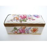 An 18th Century porcelain snuff box, of
