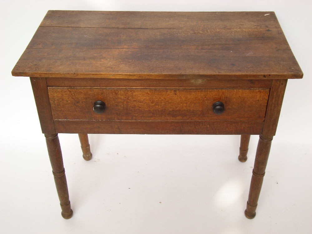 An early 19th Century oak side table, th - Image 2 of 2