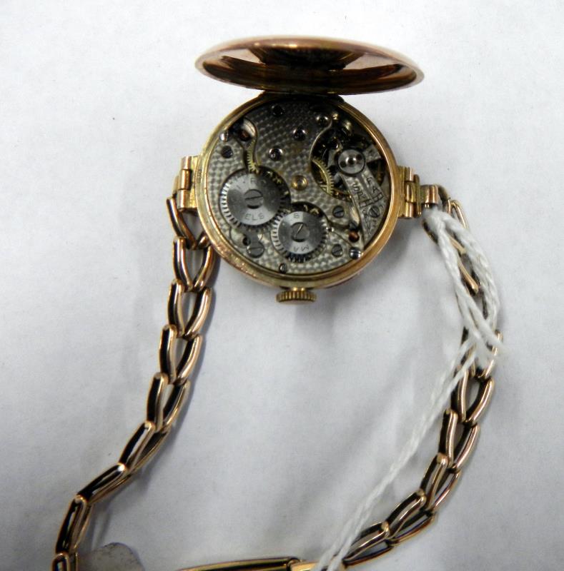 A Rolex all gold ladies wrist watch
 
Condition
Diameter approximately 27mm / 1 1/8”
Running
In - Image 10 of 11