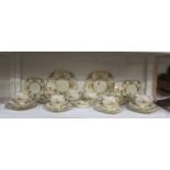 A 38 piece Grovesnor tea set
Condition
Grosvenor china England 8554
Fair to good condition with