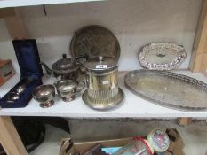 A mixed lot of silver plate including tr